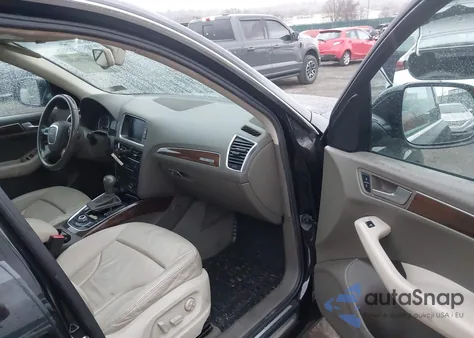 2011 Audi Q5 3.2 Premium Plus z USA, uszkodzony, nr VIN WA1DKAFP5BA013615